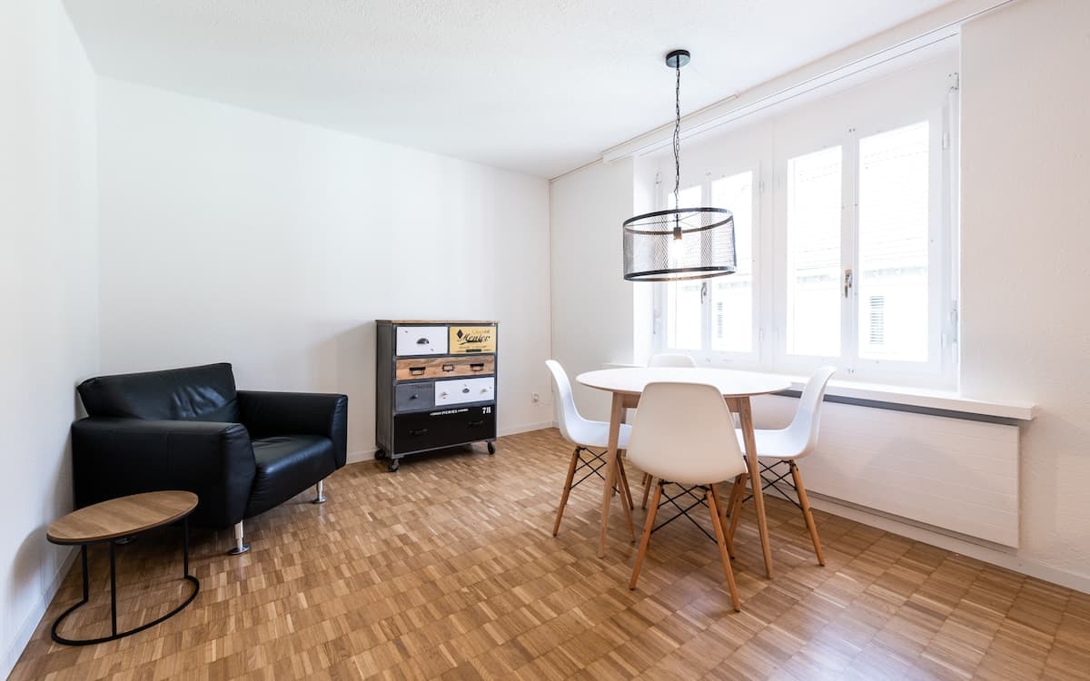 2 Zimmer möbliert · Zürich, Zürich