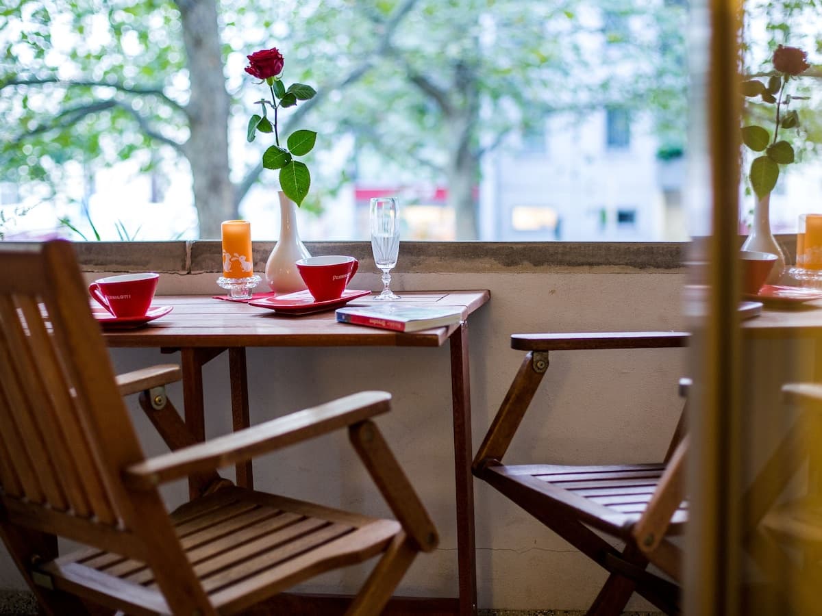 FEWO mit Balkon im Stadtzentrum + Fahrräder & WiFi
