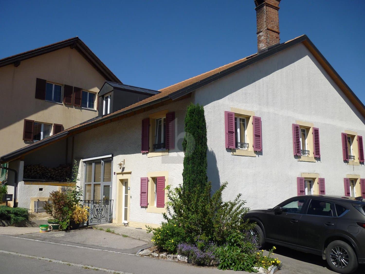 DUPLEX MEUBLÉ DE CHARME